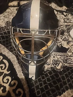 Used Vaughn  VM 7500 Goalie Mask Junior 6 3/8 To 6 5/8 • $30