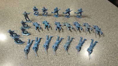24 Vintage Mpc Playset Metallic Blue Cavalrymen Civil War • $9.95