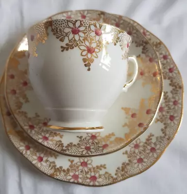 VINTAGE SALISBURY BONE CHINA TRIO Gold Leaf With Red Dots Design • £5