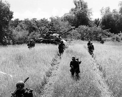 U.S. Marines Advance With M-48A1 Tank Operation Macon 8x10 Vietnam War Photo 596 • $7.43