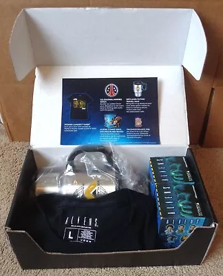 New 2020 Loot Crate Sci-fi Aliens Box Titans Facehugger Pin T-shirt Patch Mug • $68.35