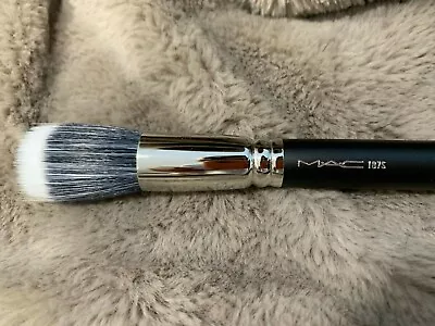 NEW Original MAC 187 SYNTHETIC DUO FIBRE FACE BRUSH • $33