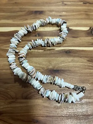 Vintage Puka Shell Collar Necklace White Beach Surfer 1980-90s With Shell Accent • $17.50
