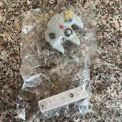 Nintendo Wii & N64 Miniature Controller White Keychain Mini Tomy • $24.99