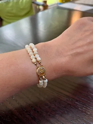 Vintage Double Strand MOP Mother Of Pearl BRACELET Gold Tone ORNATE Clasp • $10.99