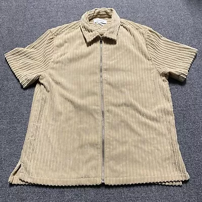 Urban Outfitters Mens Size M Corduroy Short Sleeve Zip Up Shirt Wide Ribbed • $15.99