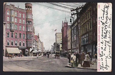 Michigan-MI-Grand Rapids-Monroe St-Looking S.E.-Campau Square-1907 Postcard • $2.95