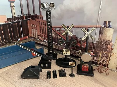 Vintage Marx O Gauge Train Lamp Crossing Bell Yard Sign Bridge Tower O27 LOT • $0.99