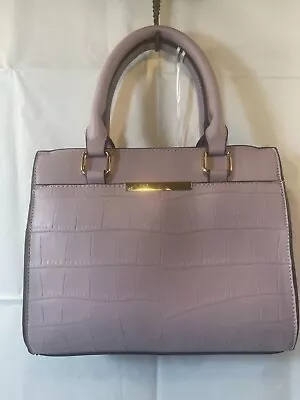 La Terre Lavender Designer Handbag With Gold Hardware NEW • $15.53