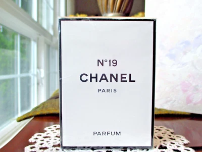 £219.57 • Buy Vintage CHANEL No 19 Parfum/Pure Perfume 28ml-1oz New Sealed Box Mint Rare!