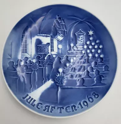 B&G Copenhagen Porcelain  Christmas At Church  Yule After 1968 7in. Plate - Used • $19.99