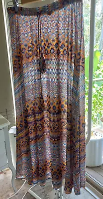 Tigerlily Printed Maxi Skirt 90% Polyamide 10% Elastane Size S . • $19.99