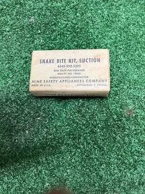 Vintage Snake Bite Kit  U.S. Snake Bite Kit Suction  6545-952 5325 Mine Safety • $23.74