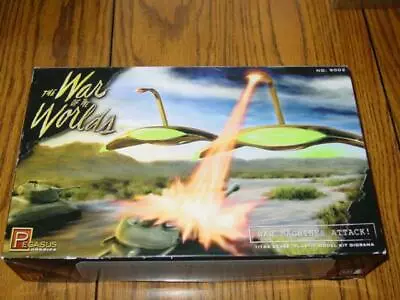 PEGASUS HOBBIES : The War Of The Worlds - War Machines Attack Kit (SEALED Conts) • $27.99