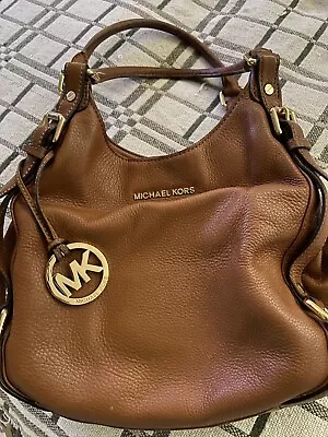 Michel Kors Pebbled Leather Handbag • $50