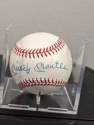 Yankee's Mickey Mantle Signed Baseball With Beckett COA • $699