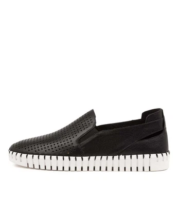 New Django & Juliette Howie White White Leat Womens Shoes Casual Sneakers Casual • $39