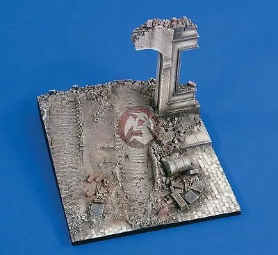 Verlinden 1/35 City Street Section W/Ruined Building Portion Diorama Base 2179 • $72.21