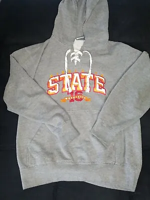 Rare MINNESOTA STATE Medium 2016 Wrestling Laced Hoodie Embroidered Jersey Gray • $34.99
