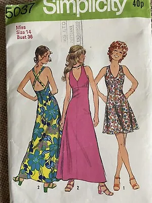 Vintage 1970's Simplicity Halter Short & Maxi Dresses Sewing Pattern • £3.99