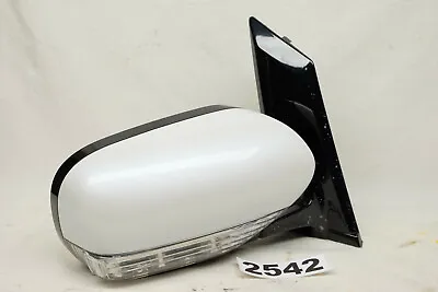 $98.50 • Buy Subaru Tribeca 06 07 Door Mirror Passenger RH Side Heat Signal White OEM 2542