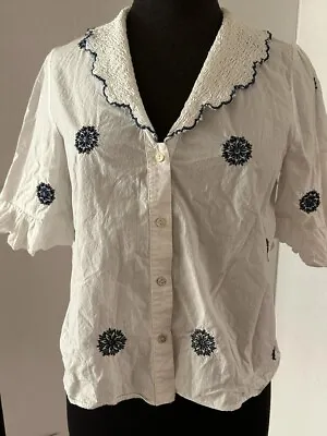 $26.90 • Buy Zara Tops Womens XS White Floral Short Sleeves Button Down Embroidered