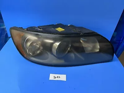 2004-2007 Volvo S40 S50 Passenger Right Side Halogen Headlight Oem 30698802 • $79.99