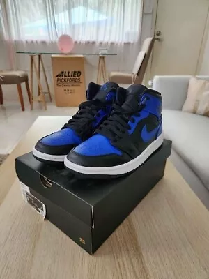 Size 9 US - Jordan 1 Mid Hyper Royal 2021 • $26