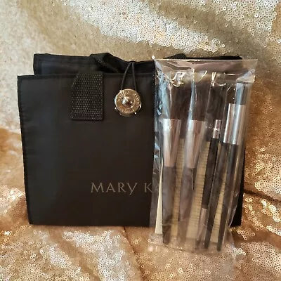 Mary Kay Brush Collection • $30