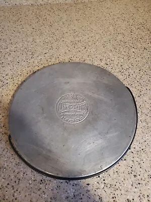 Vintage Cast Iron Campfire Griddle W Bail Handle - Line-o-Lite Mensco • $40