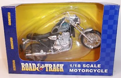 2003 Maisto Road & Track 1:18 Green Silver 2000 Triumph 900 Thunderbird • $11.99