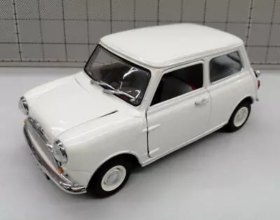 Kyosho 1/18 Scale Morris Mini-Minors 1959 White Model Car With Box Used Japan • £237.28
