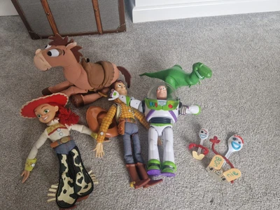 £38.99 • Buy Toy Story Figures From Official Disney Shop Paris. 