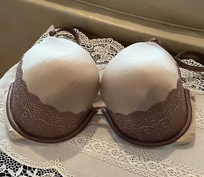 Maidenform Bra 38C Sweet Nothing Underwire Lace Trim Padded Cup Adjustable Beige • $15.99