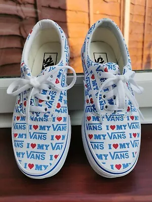 Shoes Women Vans • £25