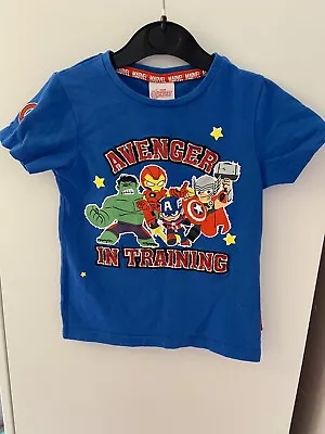 £2 • Buy Avengers T Shirt Blue 3-4 Years 