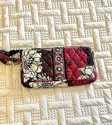 Vera Bradley Mocha Rouge Wristlet 4”X 6” • $10.99