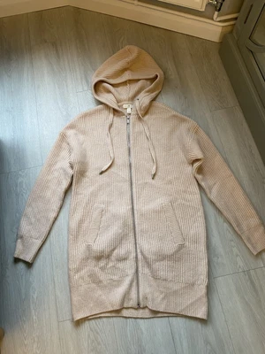 £4.99 • Buy H&M L.O.G.G Pink Zip Up Cardigan With Hood Excellent Condition Size SMALL