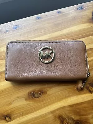 Michael Kors Continental Zip Around Wallet Brown And Gold • $5.65