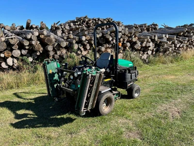 £4725 • Buy Ransomes Jacobsen Highway 3 2011 Ride On Mower