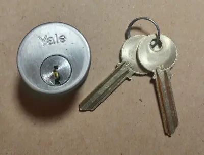 Yale Mortise Cylinder 1 1/8  Long Zero Bitted Ga Keyway Satin Chrome • $17