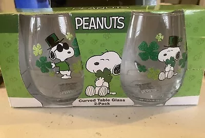 Snoopy St. Patrick’s Day Curved Table Glasses 2 Pack • $14.99