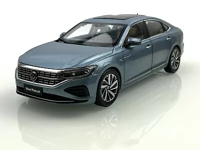 $85.99 • Buy 1:18 Volkswagen New Passat Blue 2022 Die-Cast Metal Model 