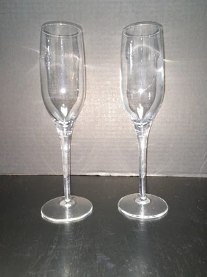 $15 • Buy Pair (2) Of VTG Crystal Champagne Flutes