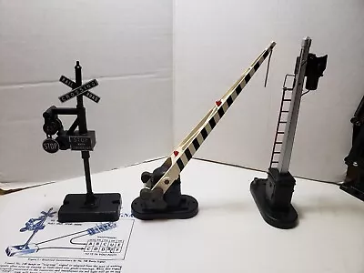 3 Vintage Lionel O-Gauge Signals: 140 Banjo 252 Auto Crossing Gate 153 Semaphr • $8.99