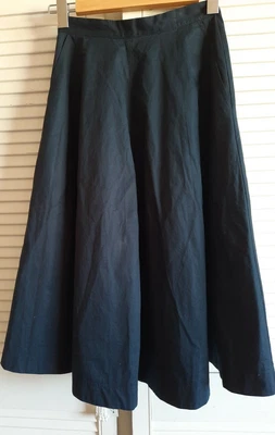 $40 • Buy Gorman Navy Full Circle Skirt With Pockets Size 6