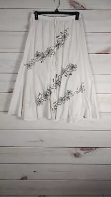 Metro Wear L Skirt Woman’s Boho White With Black Floral Embroidery Elestic Waist • $11.95