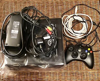 Microsoft Xbox360 Holiday Bundle 250GB Black Console/1 Extra Controller/3 Games • $120