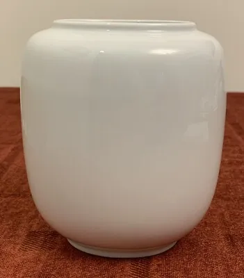 Vintage Gerold Porzellan Florist Design White Vase 13.5cm X 11cm X 15cm Tall  • £4