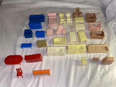 (32) Plastic Vintage Dollhouse Kitchen Bathroom Bedroom • $45